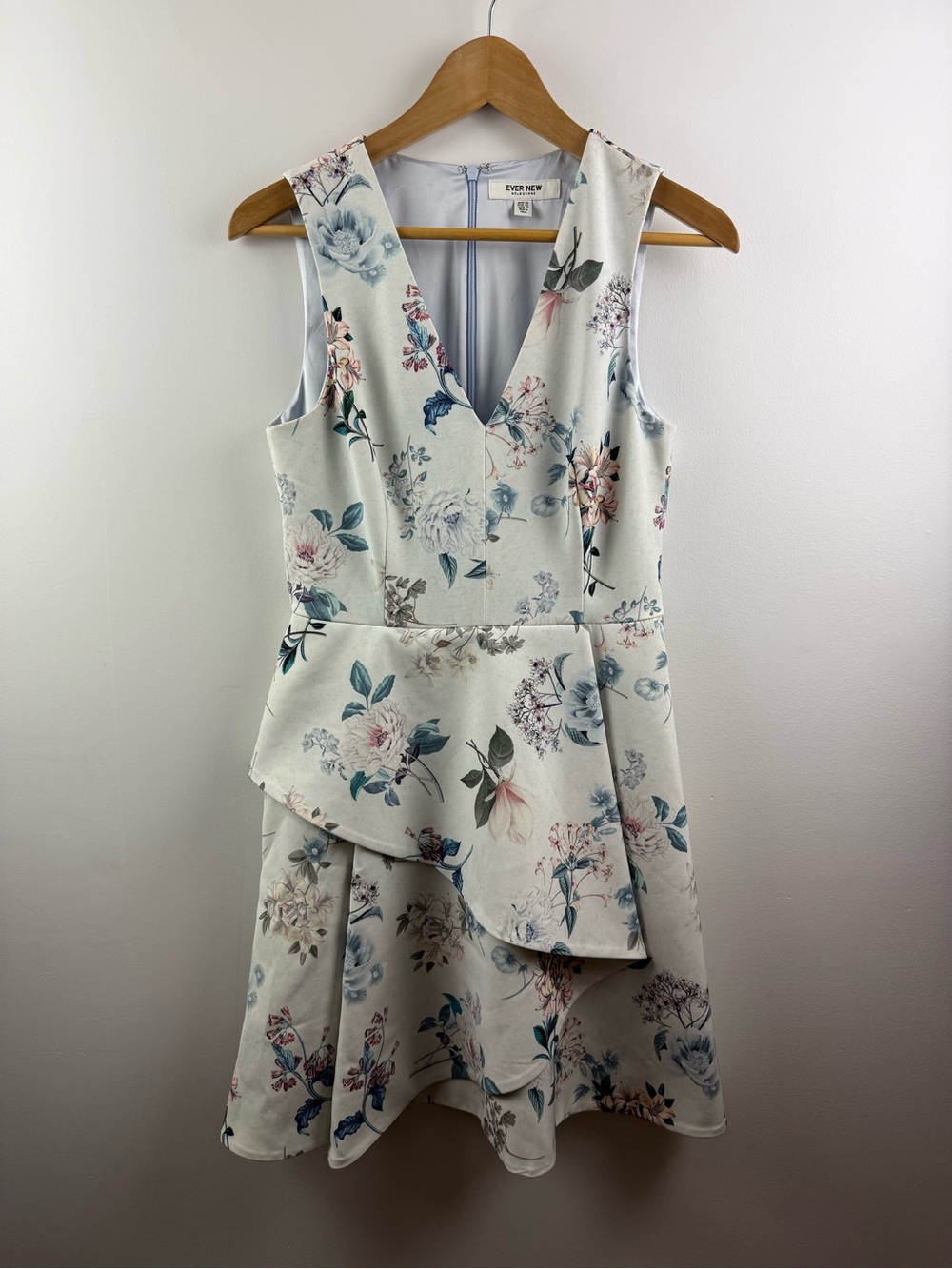 Ever New Felissa Floral V-Neck Structured Prom Dress Size 6 Wedding Guest